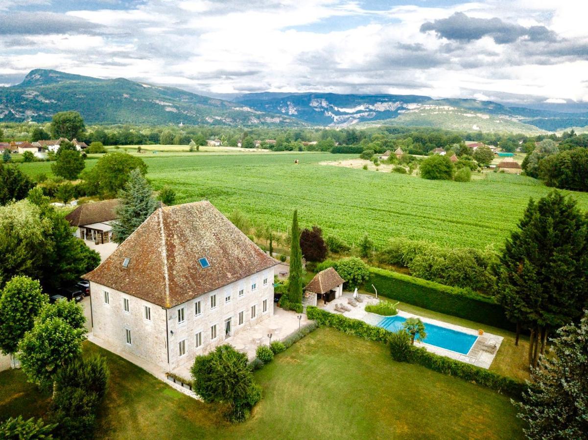 Domaine Du Manoir Les Avenières Exterior foto