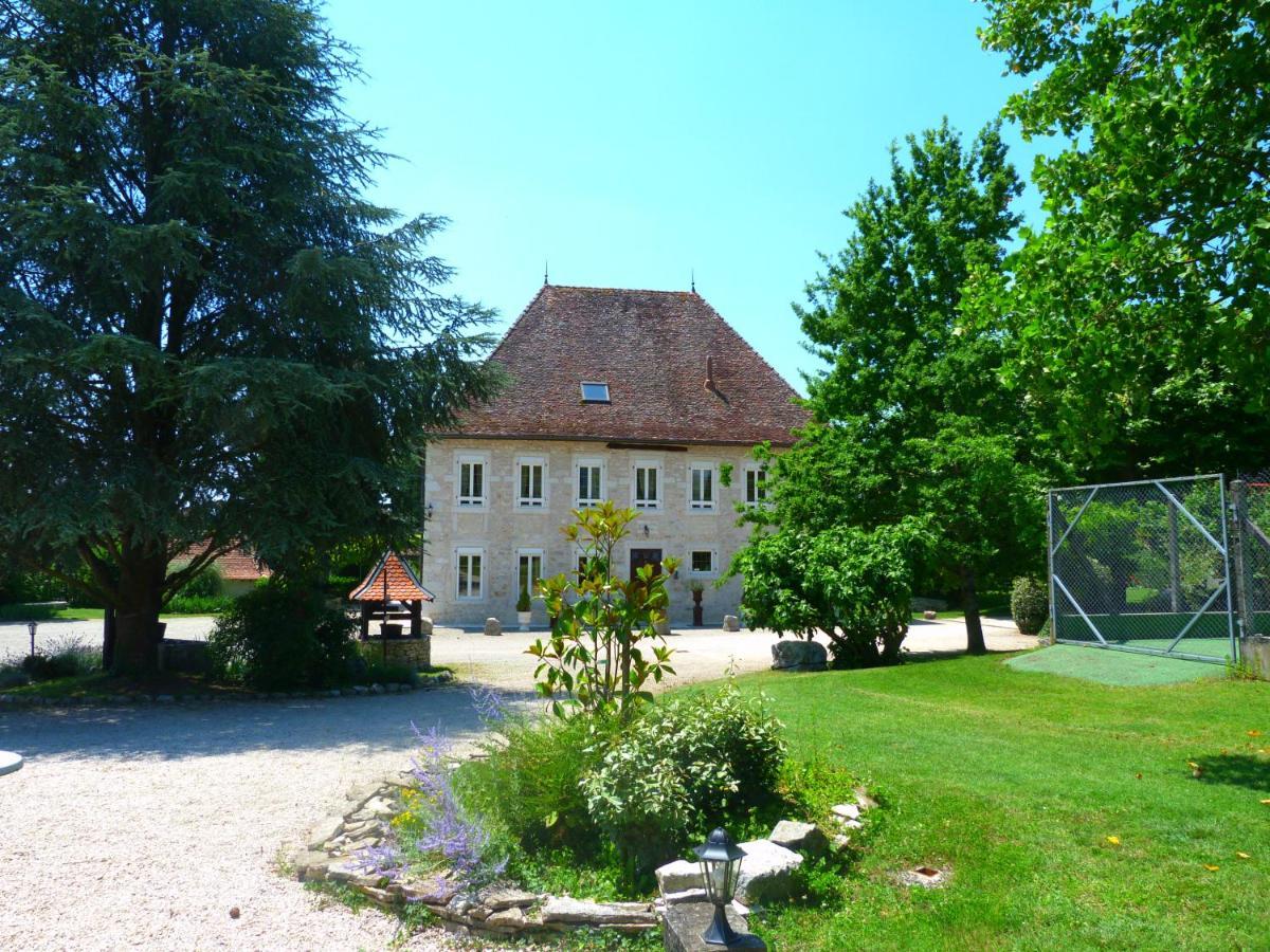 Domaine Du Manoir Les Avenières Exterior foto