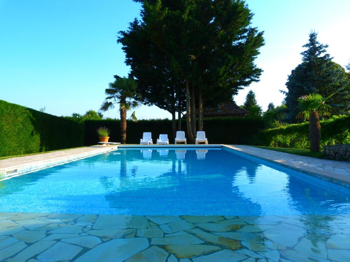 Domaine Du Manoir Les Avenières Exterior foto